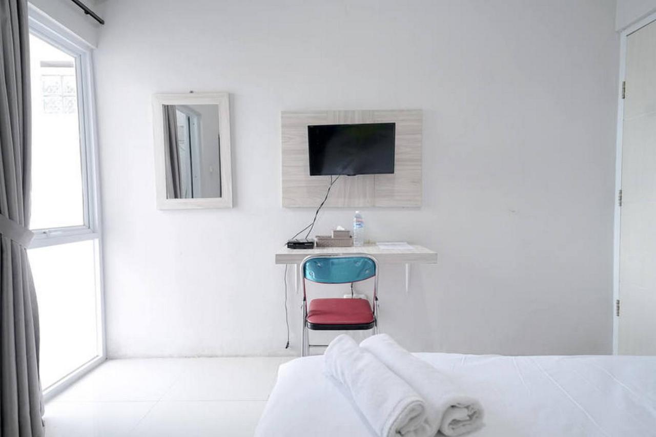 Urbanview Hotel Bari Syariah Palembang By Reddoorz Palimbão Exterior foto